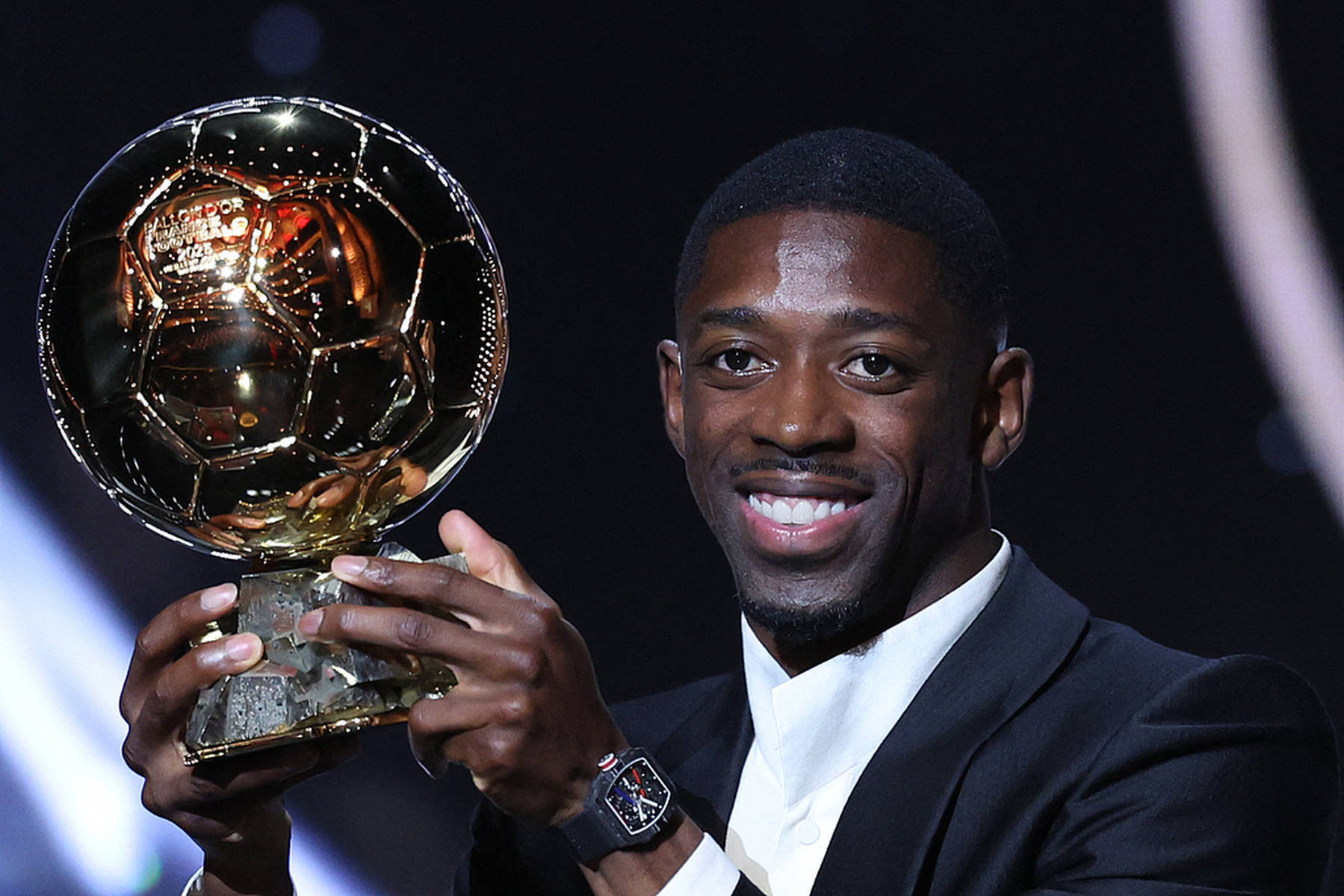 Golden Globe得分：Dembele以巨大的优势赢得了冠军Mbappe 使他超过1,000分